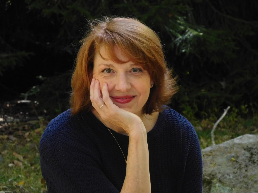 Stephanie Phillips: The Journey of a Progressive Folk Artist