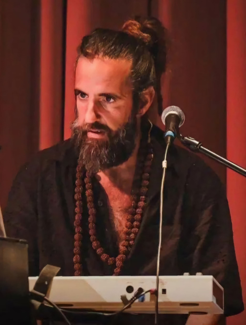 From Classical Roots to Limitless Expression: The Story of Valerio Calisse