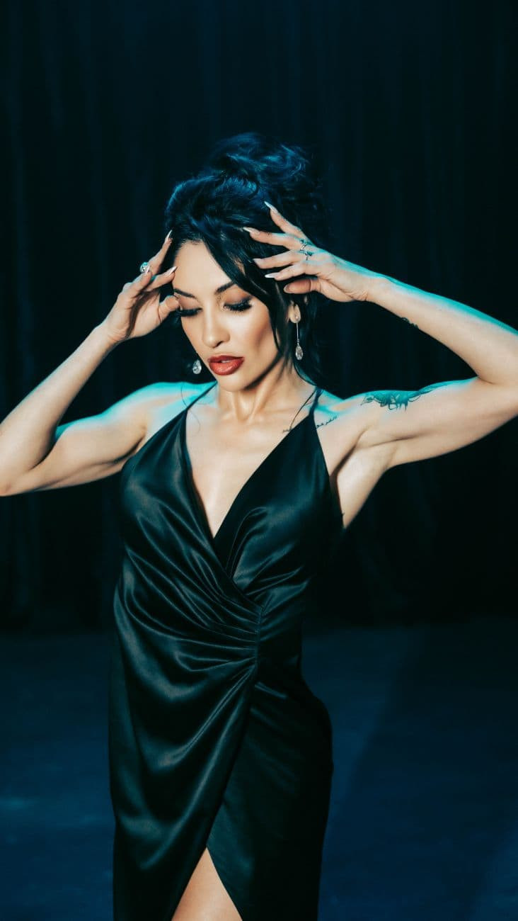 Sierra Blacc: Transforming Pain into Passion and Musical Mastery
