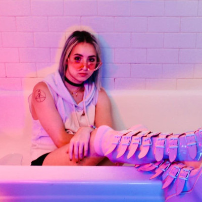 Nixxi: Crafting Whimsical Soundscapes Through Indie Pop