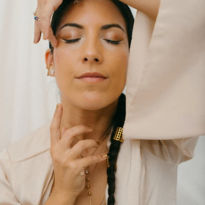 Julia Samadhi: A Sonic Journey of Emotion and Transformation