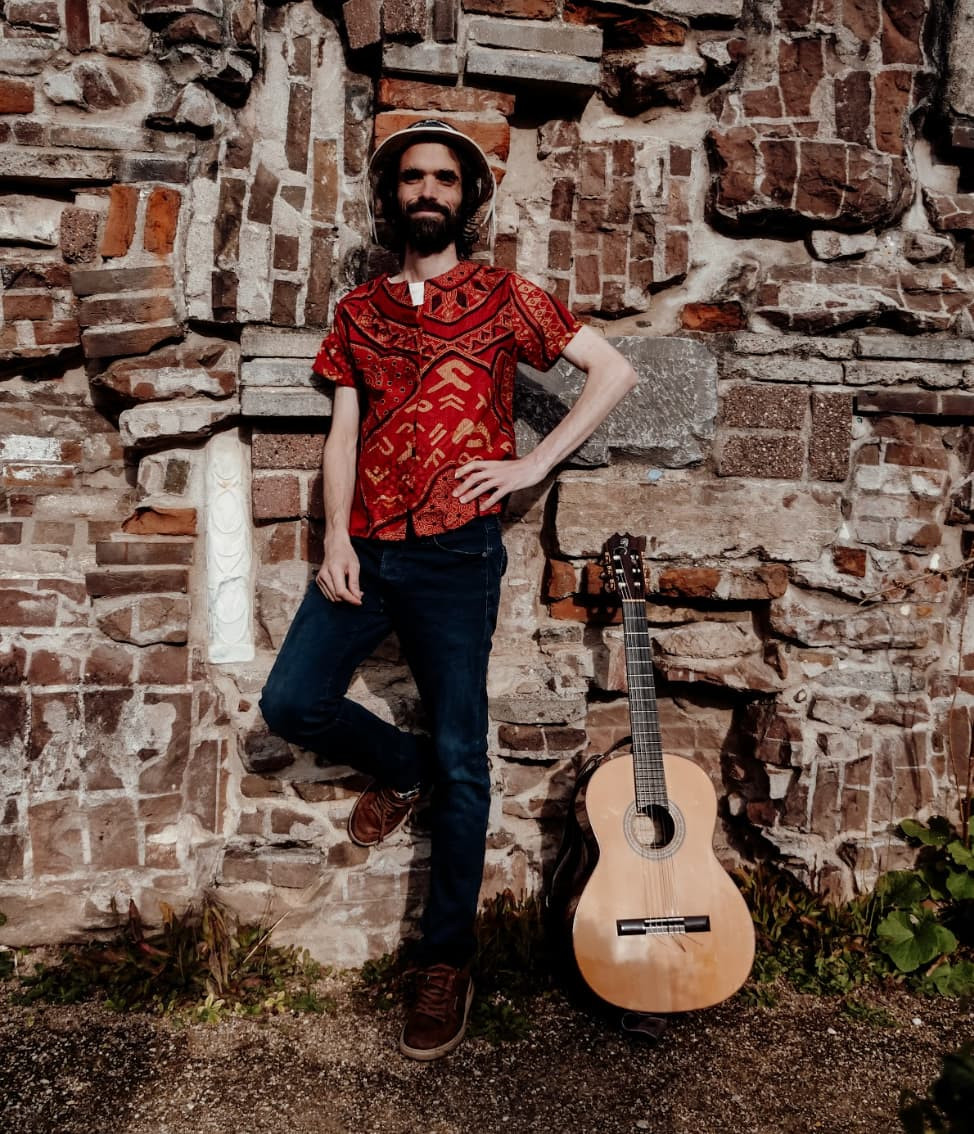 Paul Cherryseed: The Rhythmic Storyteller Rooted in Folk and Gospel