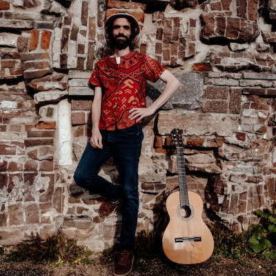 Paul Cherryseed: The Rhythmic Storyteller Rooted in Folk and Gospel