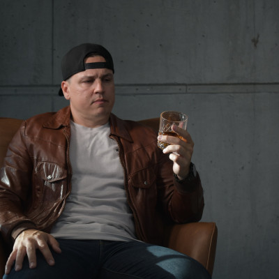 Southside Jake: Blending Grit and Melody in the World of Hip-Hop