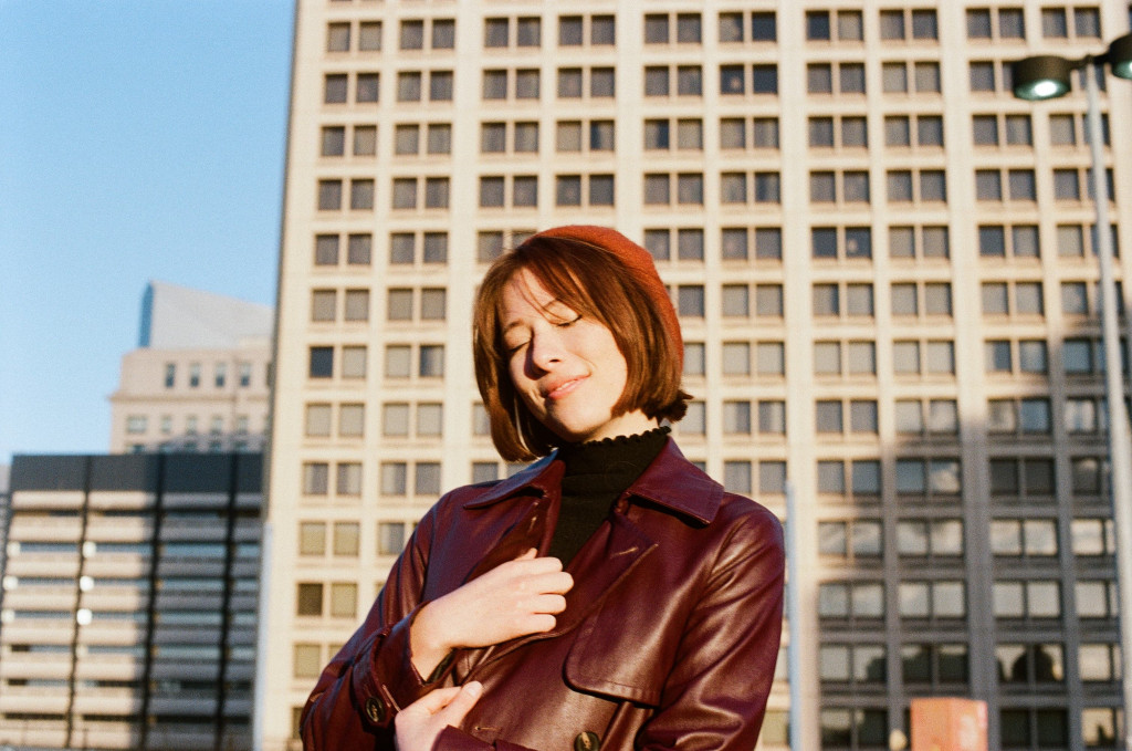 Hazel Mei : Where Music Paints Emotions in Every Note