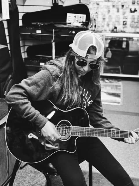 Claire Sully: Crafting Unique Pop Vibes