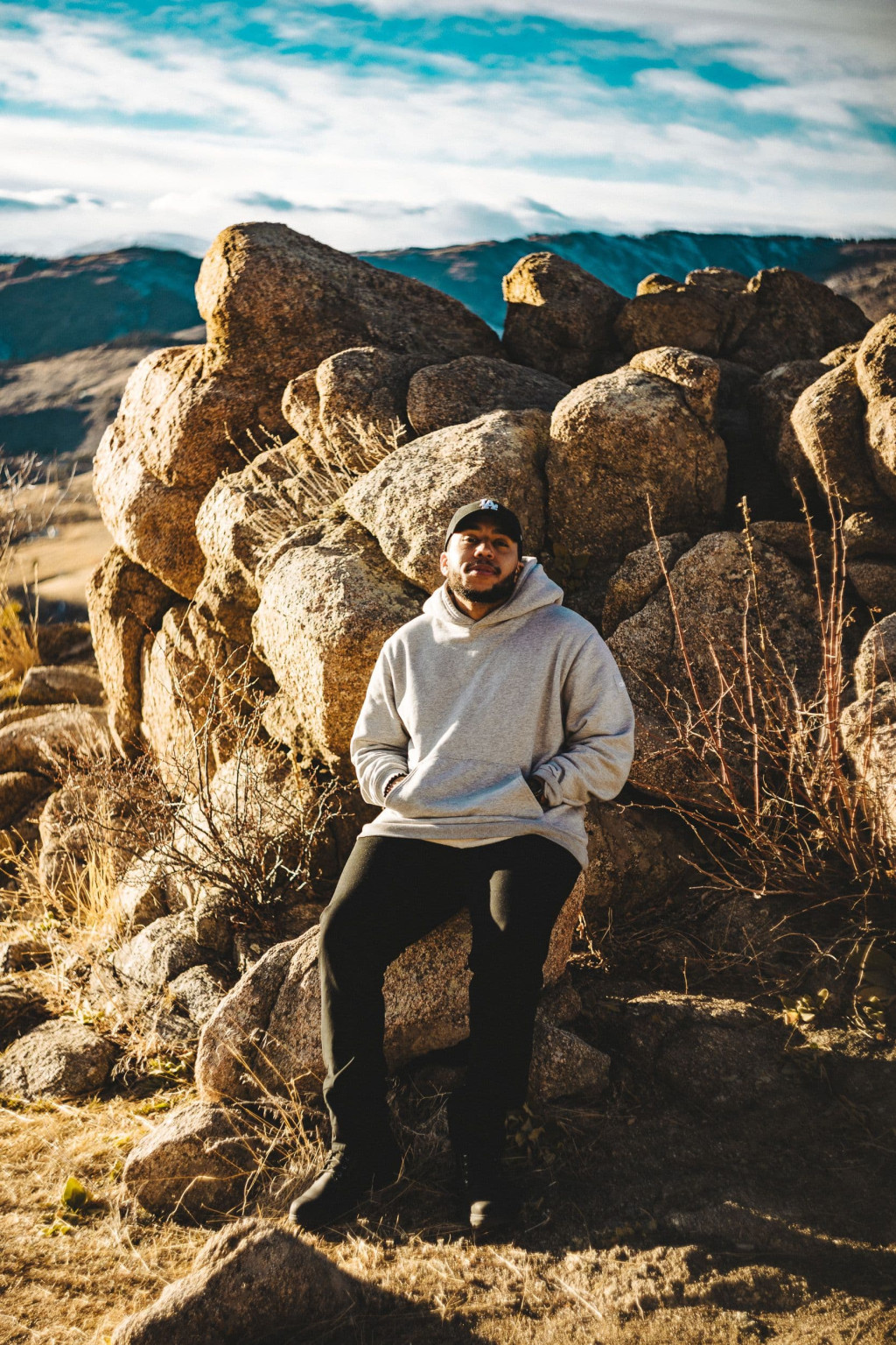 Blending Nostalgia with Modern Rhythms: An Insight into Novet’s Musical Fusion